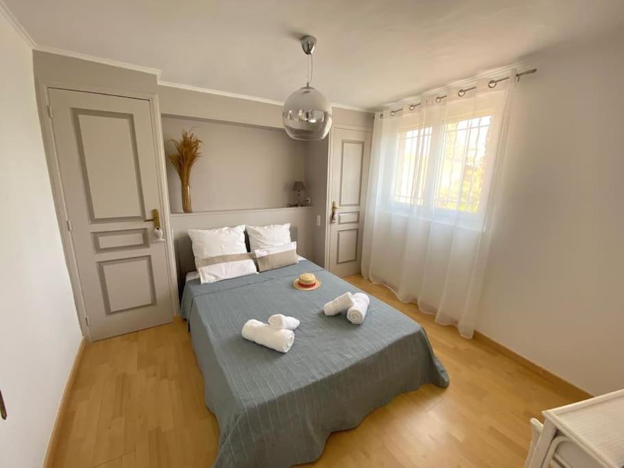 A Louer Haut De Villa 4 Pieces A Sainte-Maxime Golfe De St-Tropez Bagian luar foto